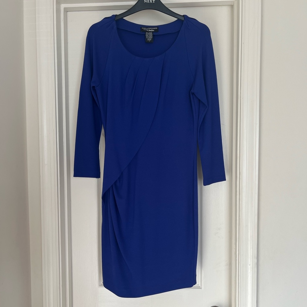 Diane von Furstenberg for Neiman Marcus dress size 6 blue